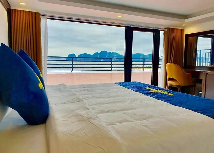 Golden Palm Hotel