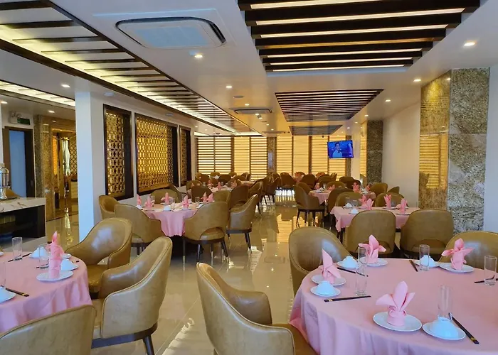 Golden Palm 3* Ha Long