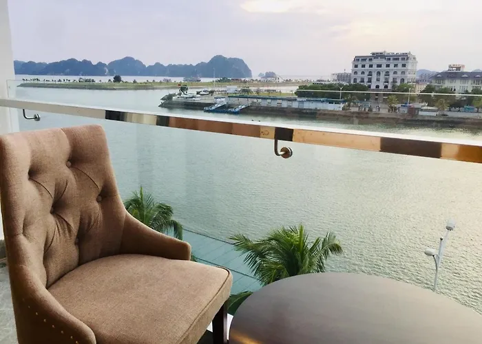 Hotel Golden Palm Ha Long