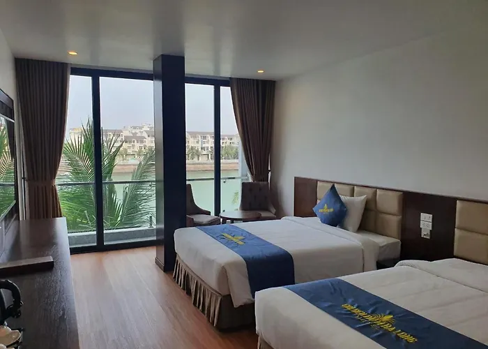 Golden Palm Hotel