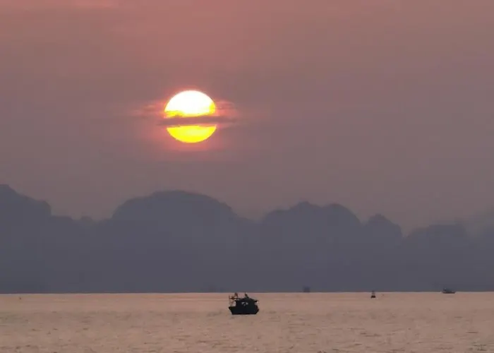 Hotel Golden Palm Ha Long