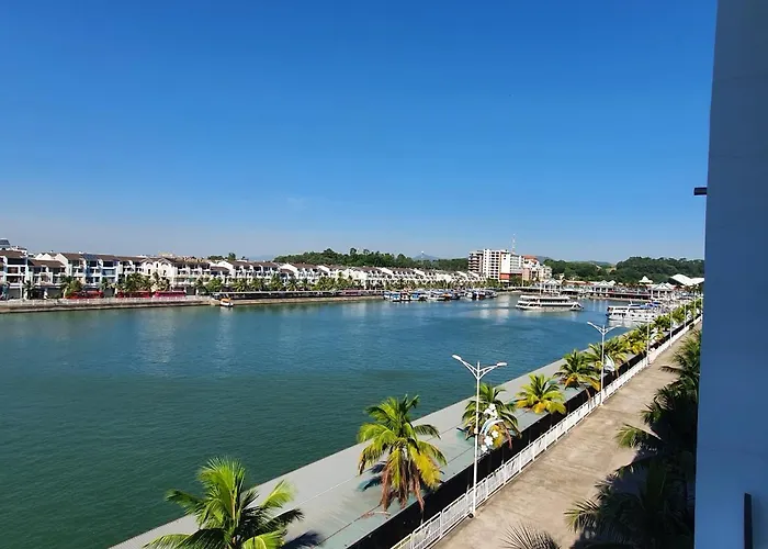 Golden Palm Hotel 3*